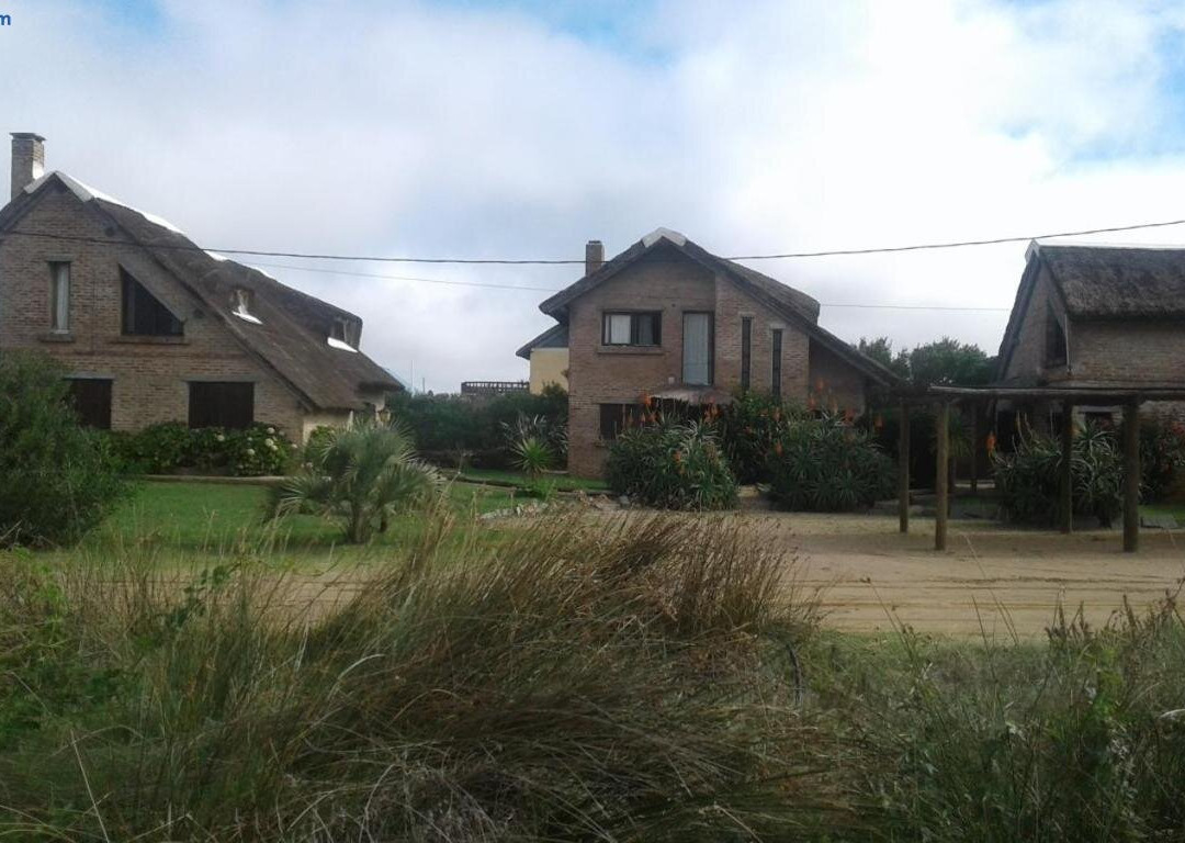 Cabanas Playa Serena