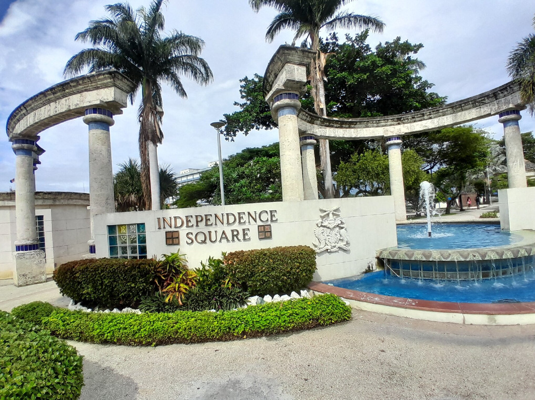 Independence Square-布里奇顿必去景点