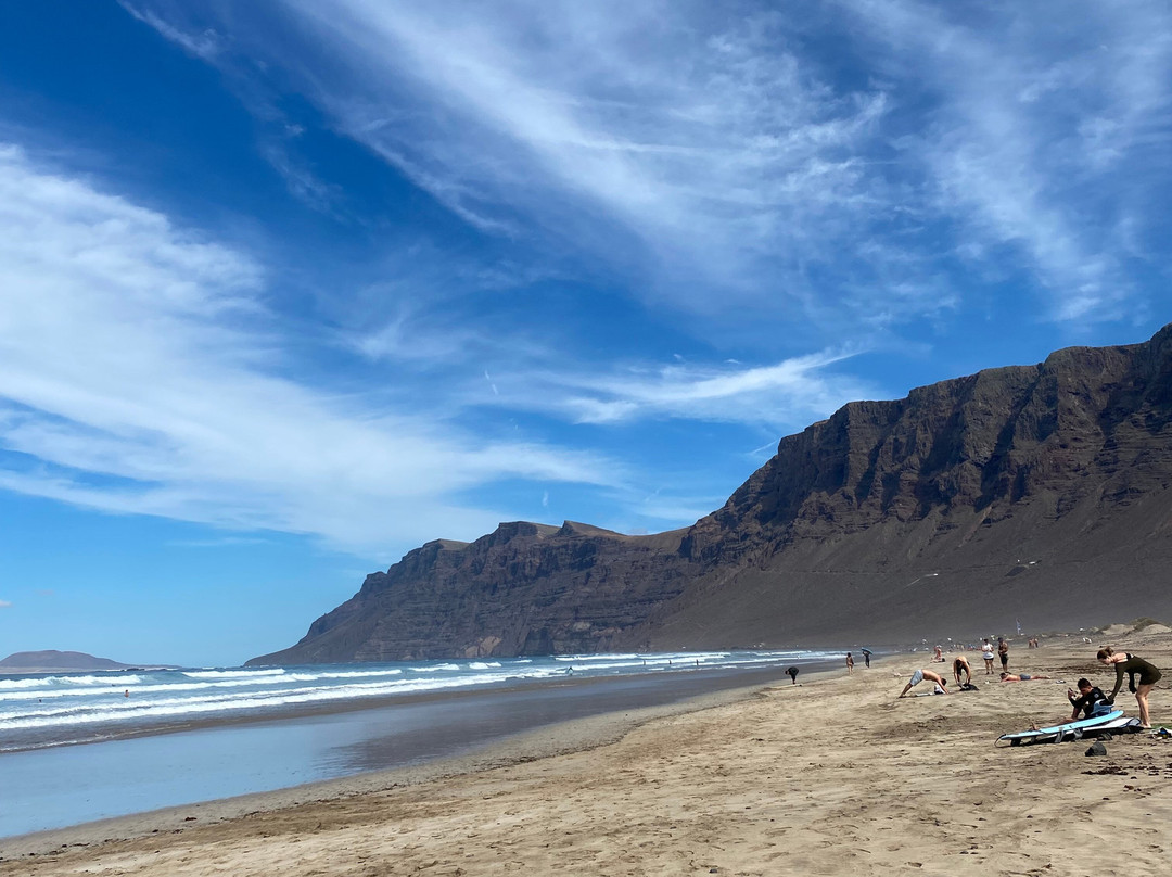 Lanzasurf Surf School & Yoga Camp景点图片