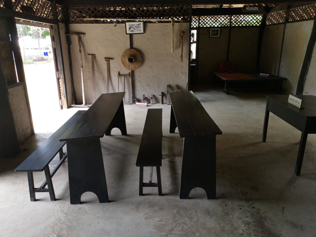 Ho Chi Minh Educational and Tourism Historical Site景点图片