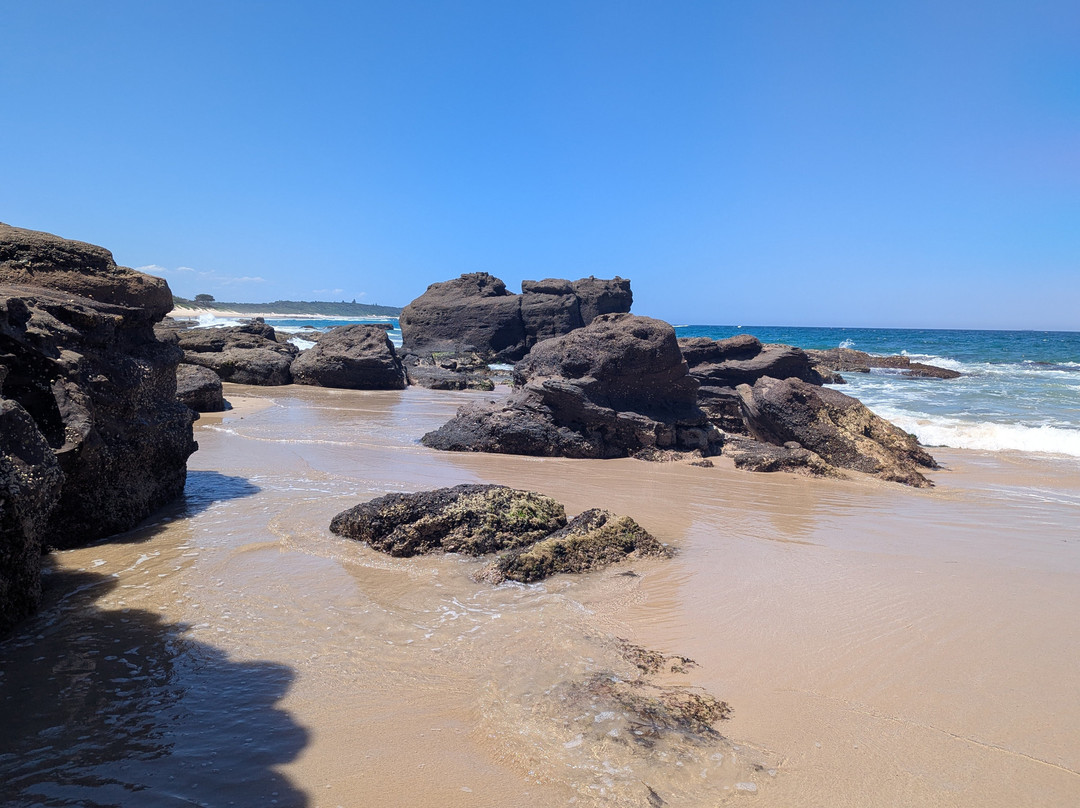 Caves Beach景点图片