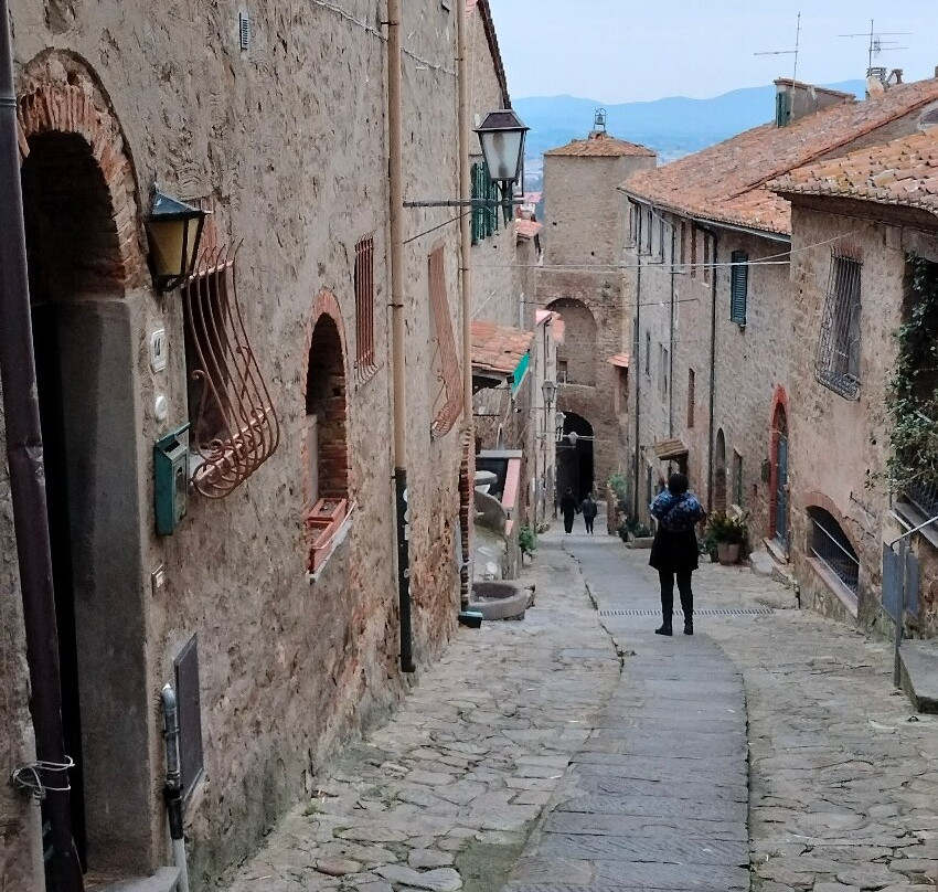 Fortezza Medievale-佩斯卡亚堡必去景点