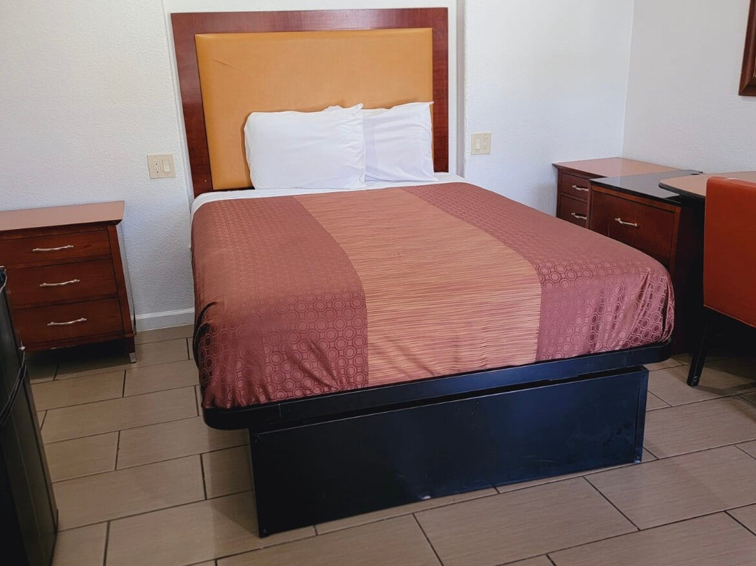 经典旅馆及套房酒店主图