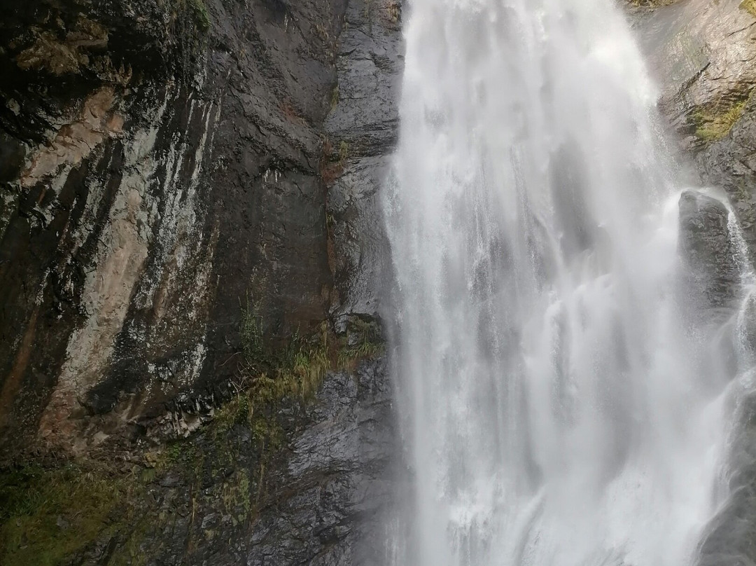 Makhuntseti Waterwall景点图片