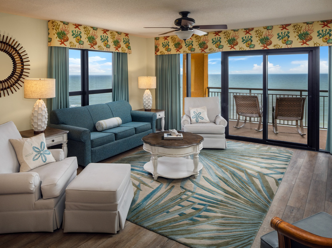 Island Vista Oceanfront Resort主图