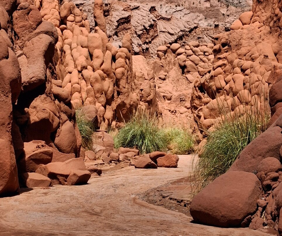 Cuevas de Acsibi-Seclantas必去景点