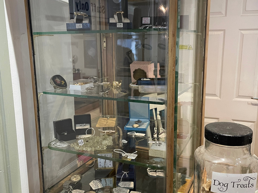 Cotswold Vintage Curios