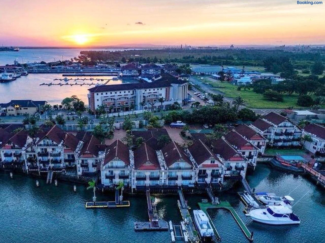 On the Bay Mzingazi Waterfront Villas