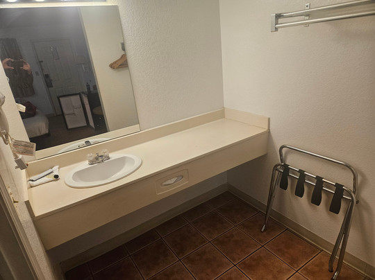 Lodge on the River主图