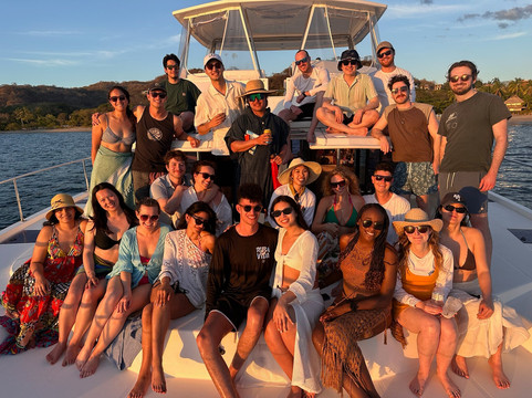 Royal Charters: The Premier Yacht Charter in Costa Rica-Playa Flamingo必去景点