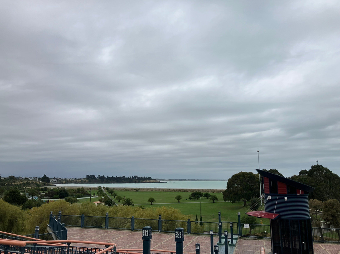卡罗琳海湾沙滩-提马鲁必去景点