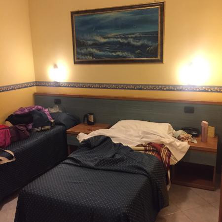 多洛米蒂酒店主图