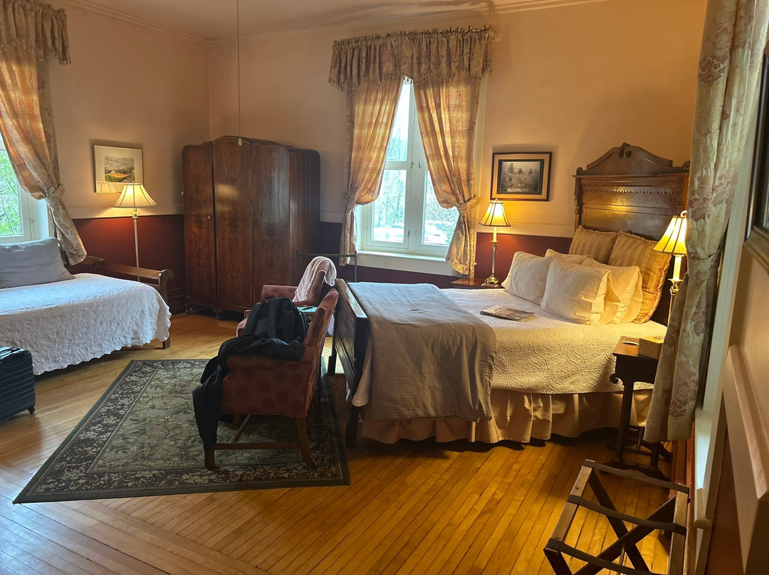 The Notchland Inn主图