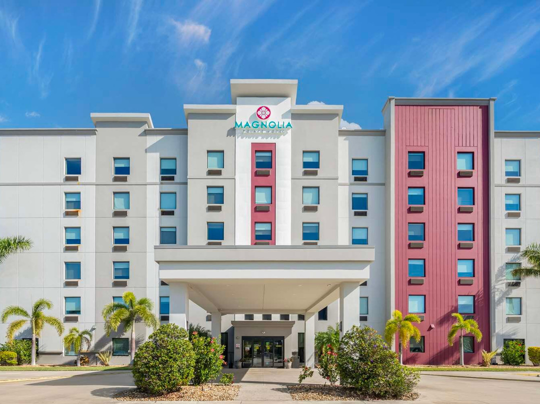 Magnolia Pointe BW Signature Collection