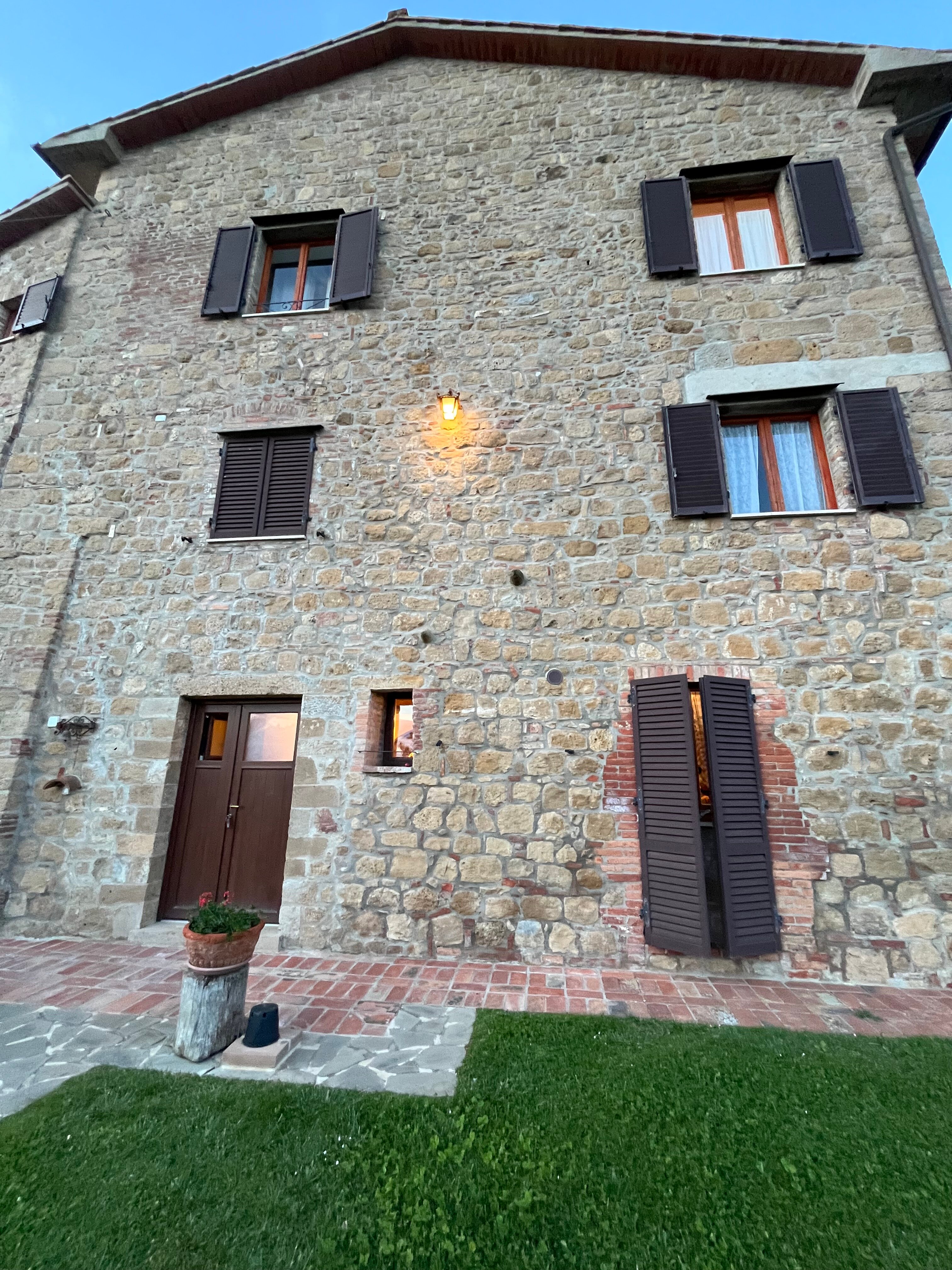 Agriturismo Riposati Podere Agogna-官方