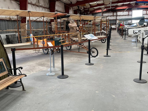 Texas Air Museum - Stinson Chapter-圣安东尼奥市必去景点