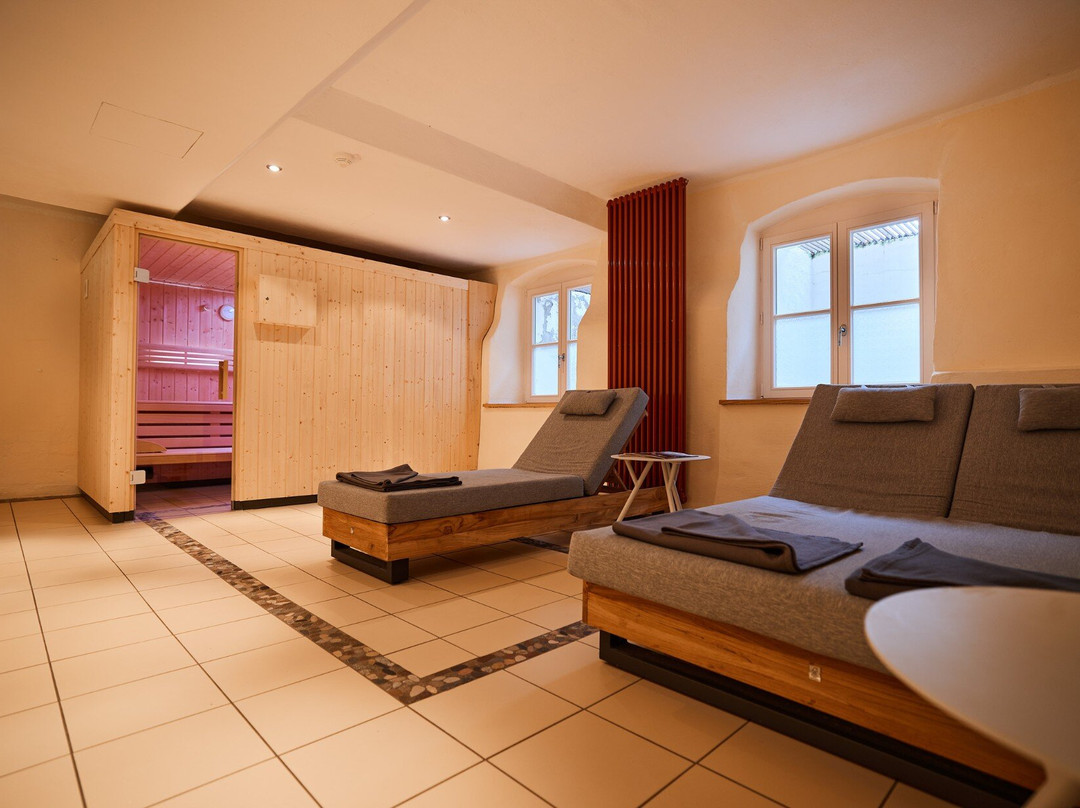 ahead burghotel主图