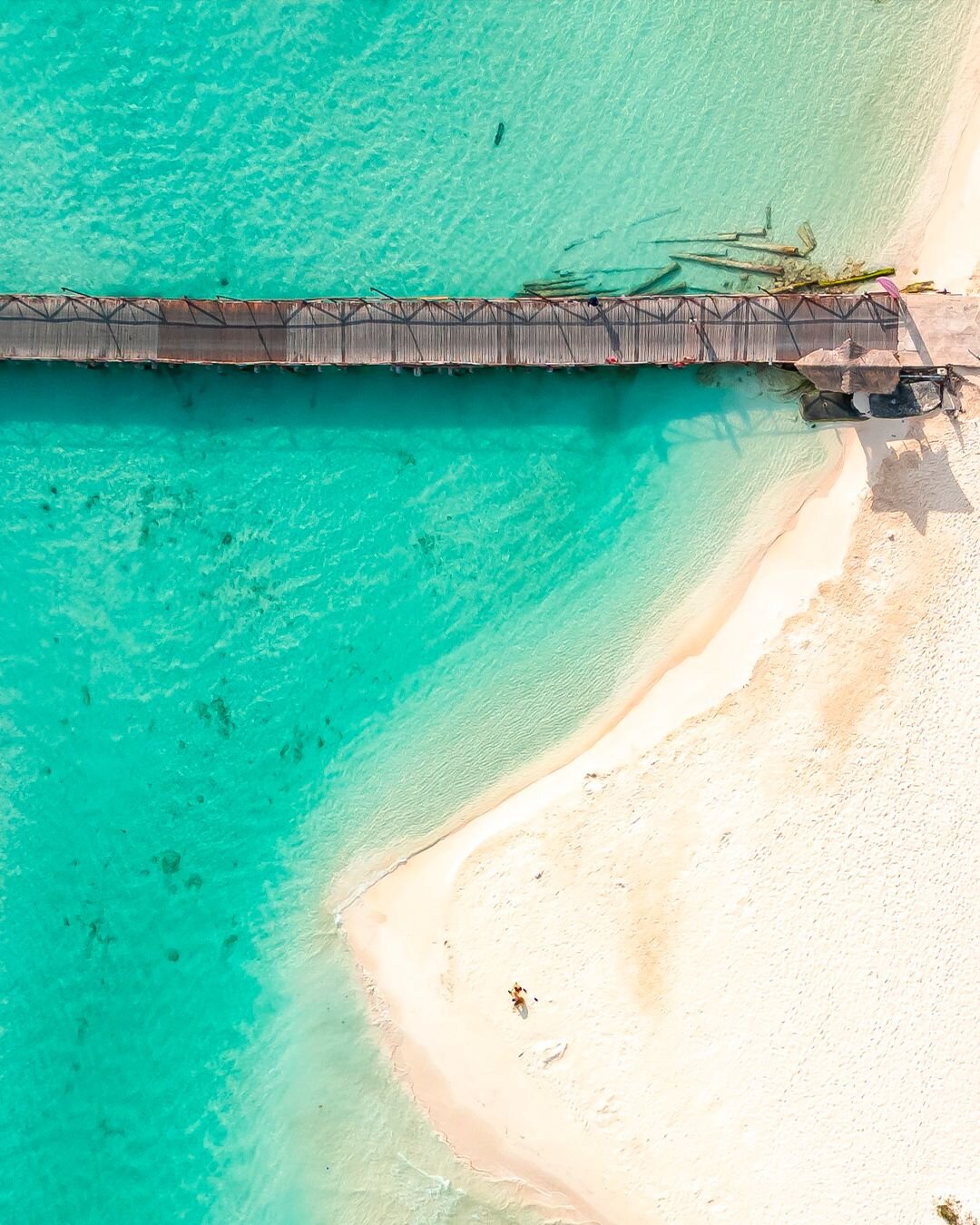Lotus Beach Hotel-泳池