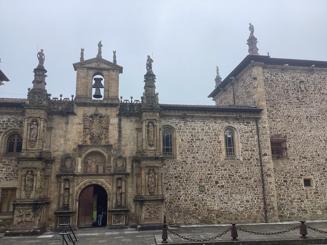 Universidad de Sancti Spiritus desde la Oficina de Turismo de Onati景点图片