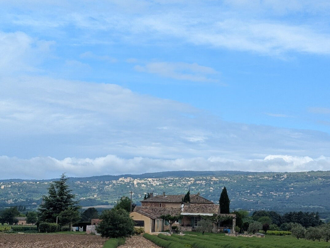 Luberon Biking-Velleron必去景点