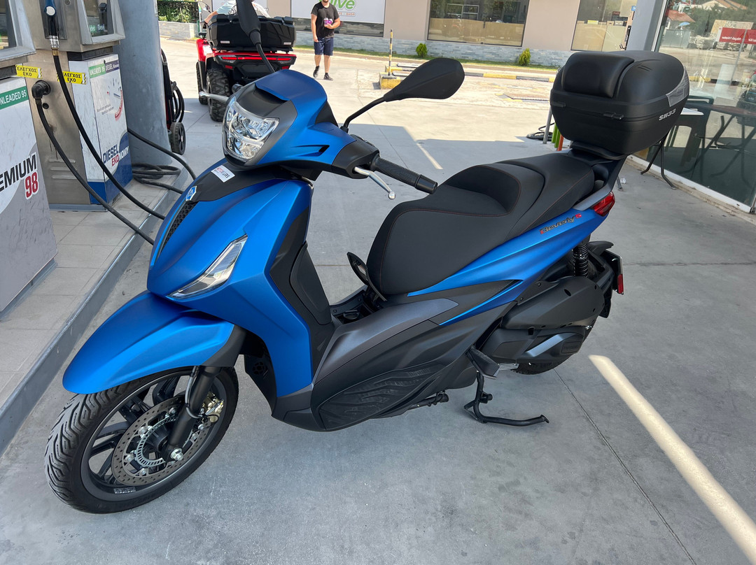 Moto Riders Rental