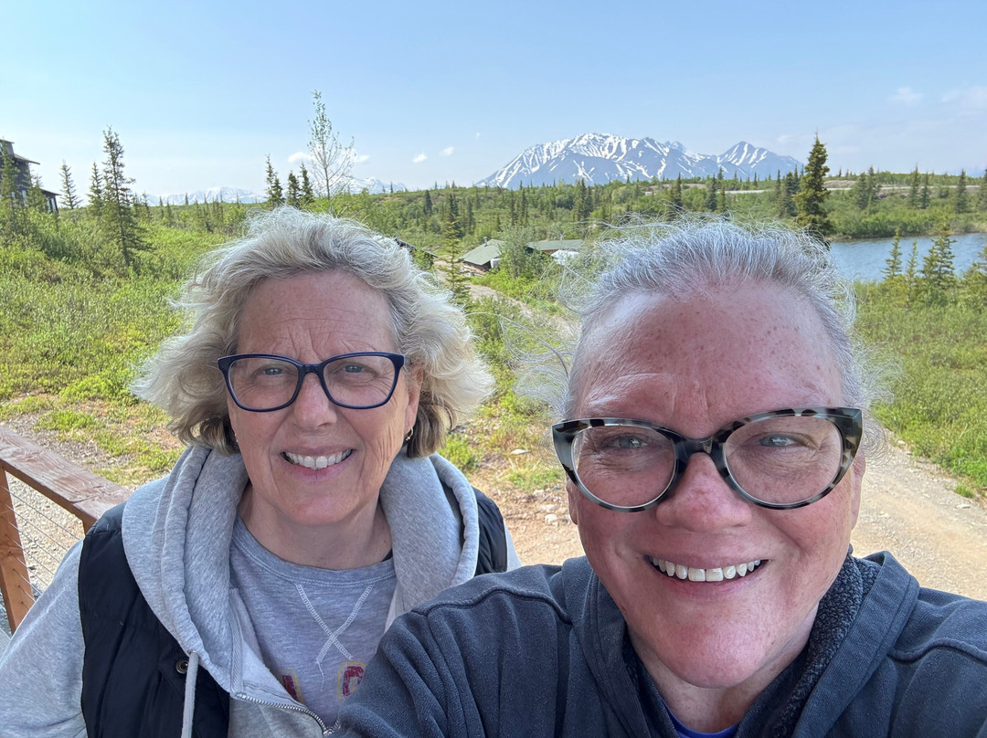 Squid Acres Kennel Dogsled Tours-坎特维尔必去景点