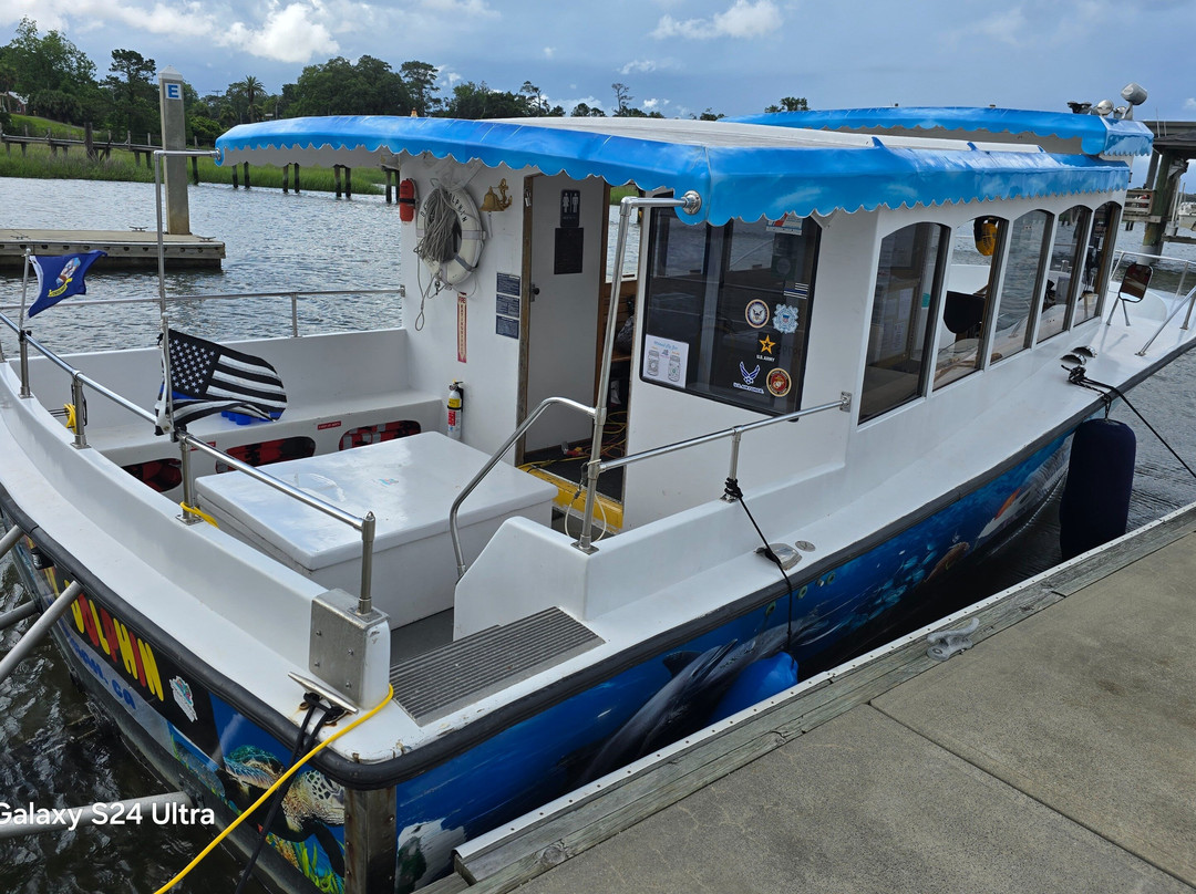 Dancin Dolphin Cruise Company-Thunderbolt必去景点