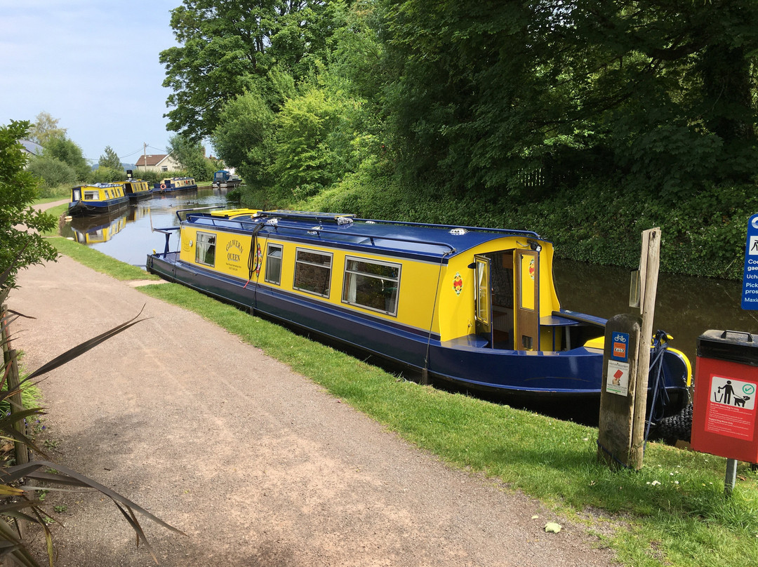 Road House Narrowboats-Gilwern必去景点