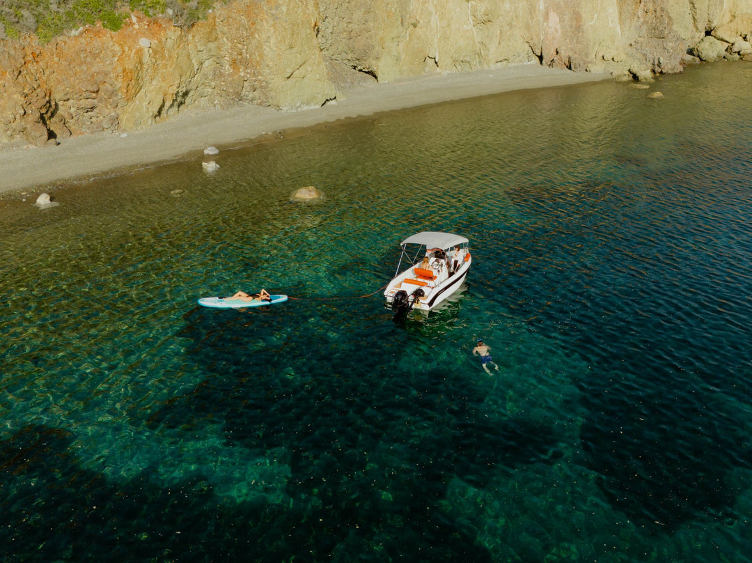 A La Carte Yachting - Boat Rentals