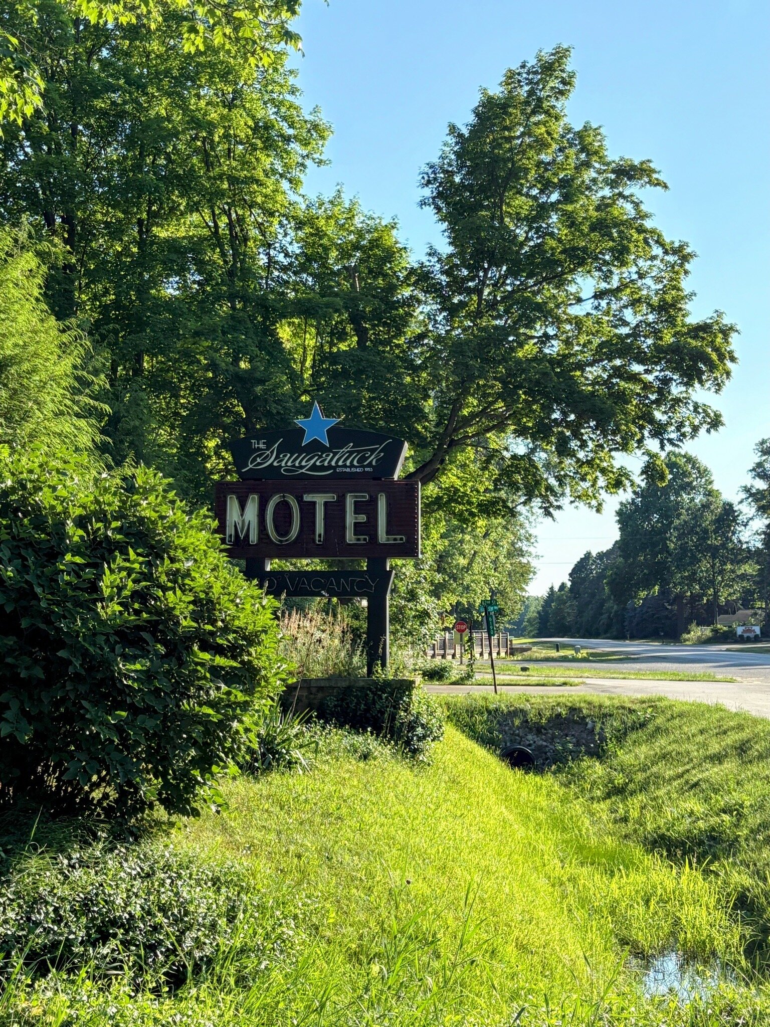 The Saugatuck Retro Resort Motel-官方