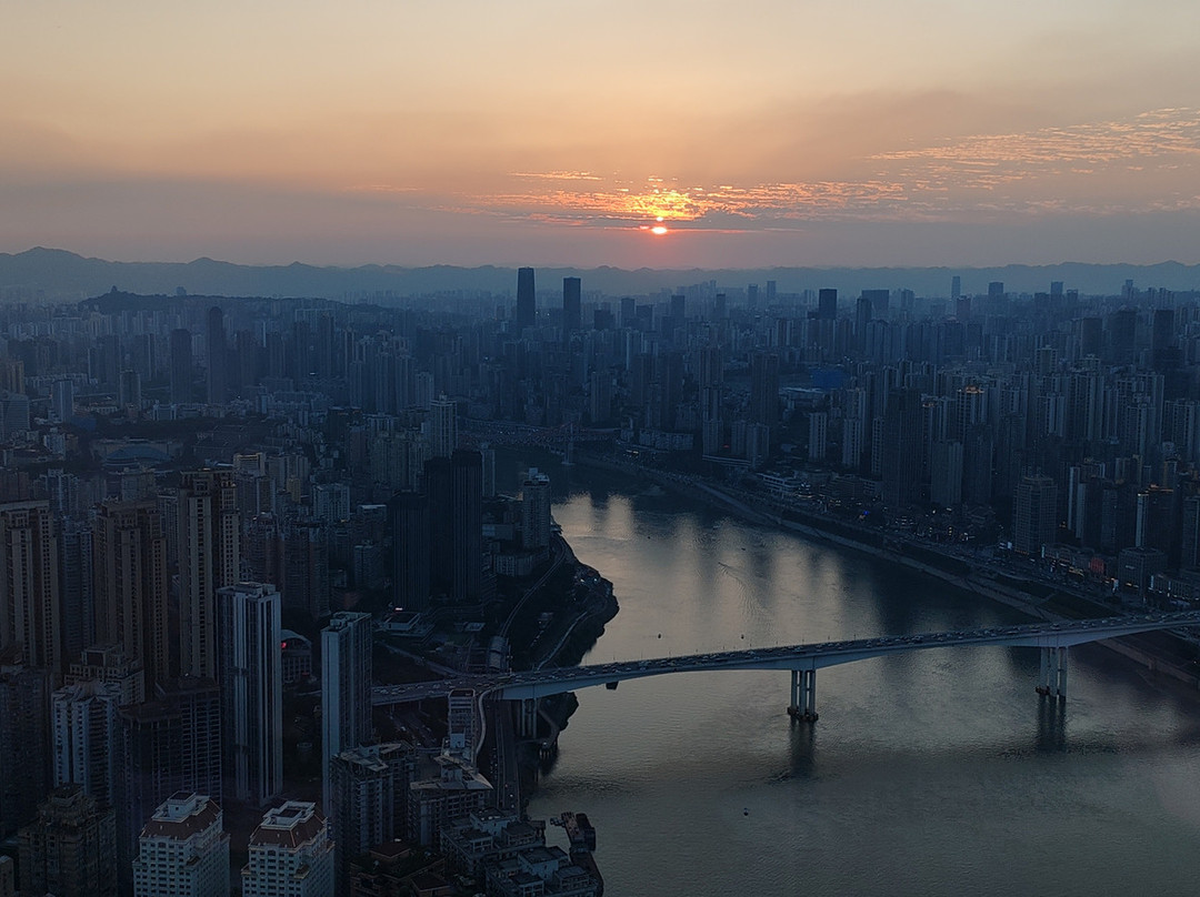 丽思瑞酒店主图