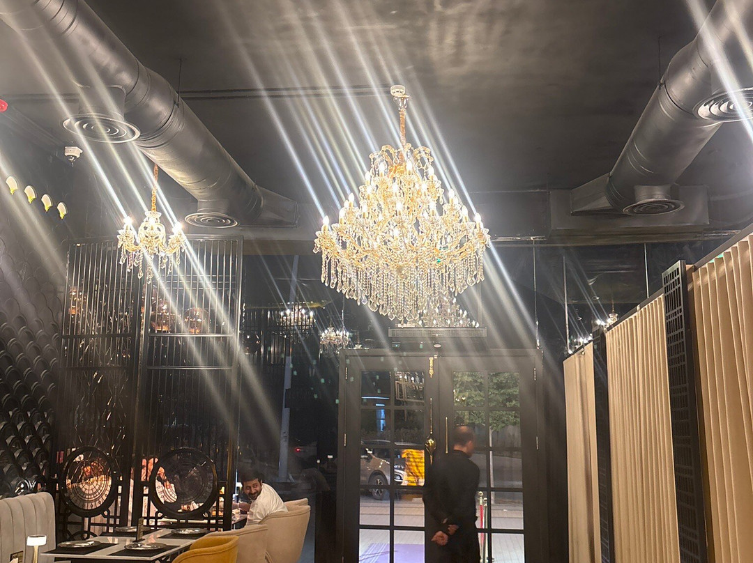 Zafran Aroma Modern Indian Restaurant主图