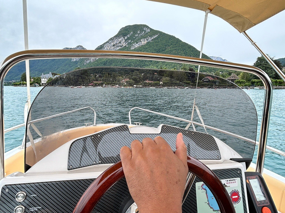 Le Bounty-圣贝尔纳必去景点