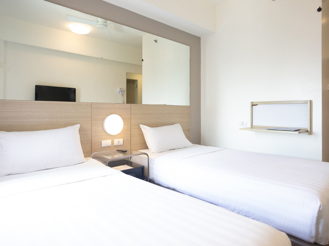 Red Planet Clark Angeles City主图