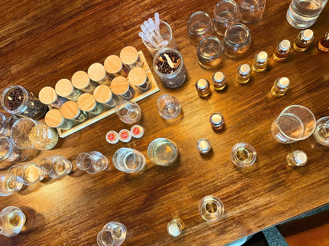 The Spirits Workshop Distillery - Curiosity Gin and Divergence Whisky-基督城必去景点
