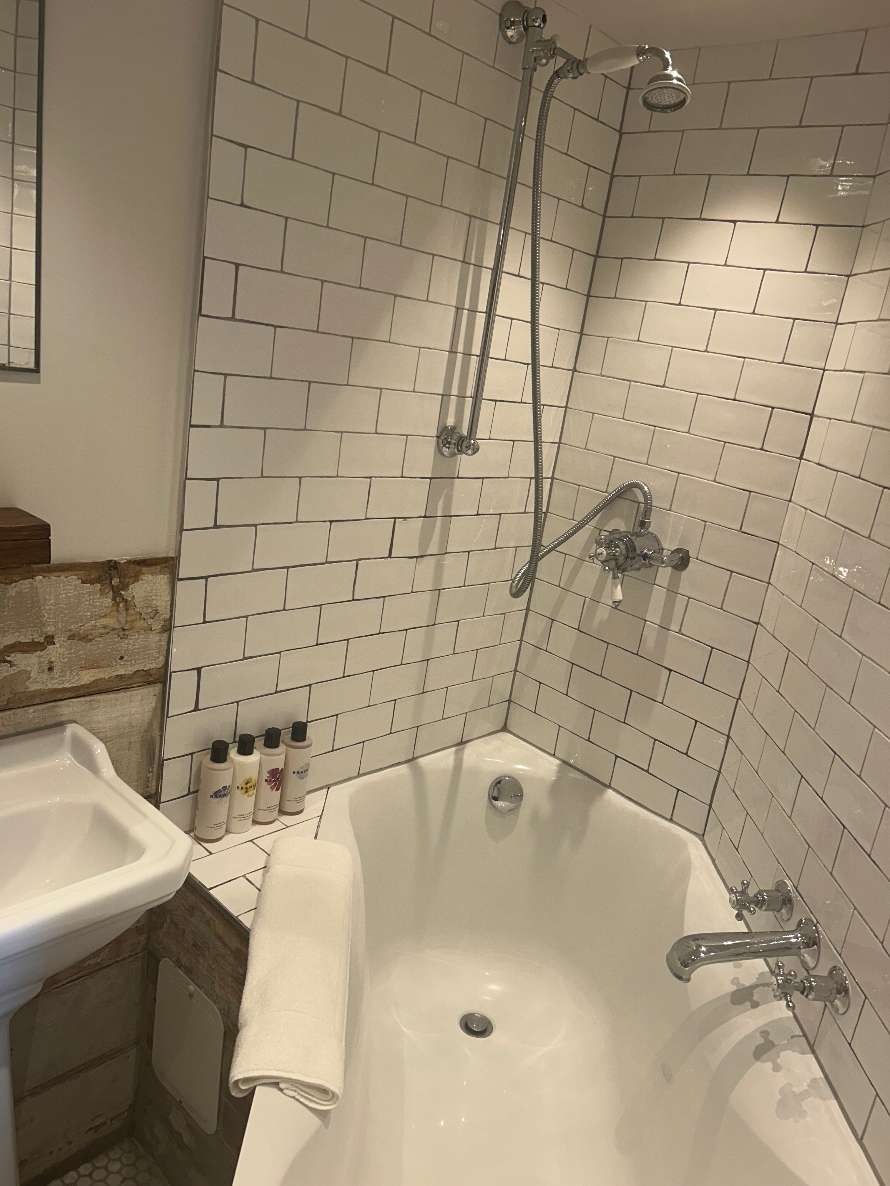 艺术家公寓酒店-浴室