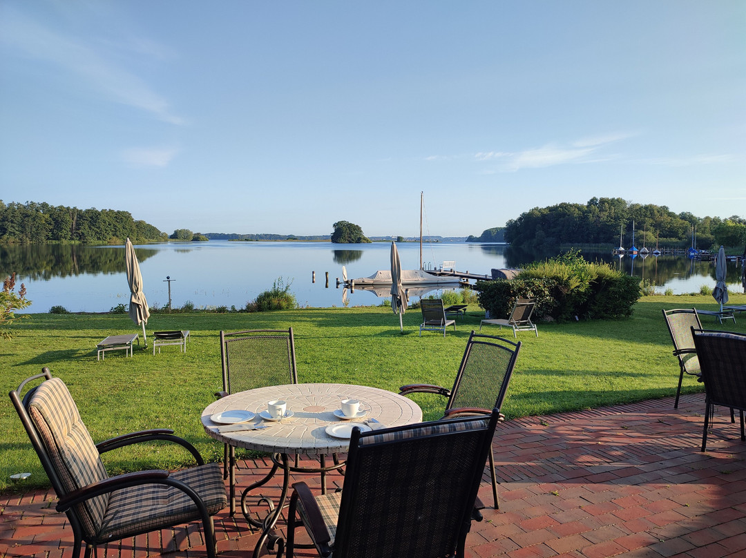 Strauers Hotel Am See主图