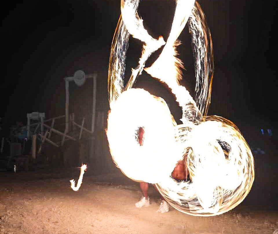 Eden Beach Resort By EHM主图