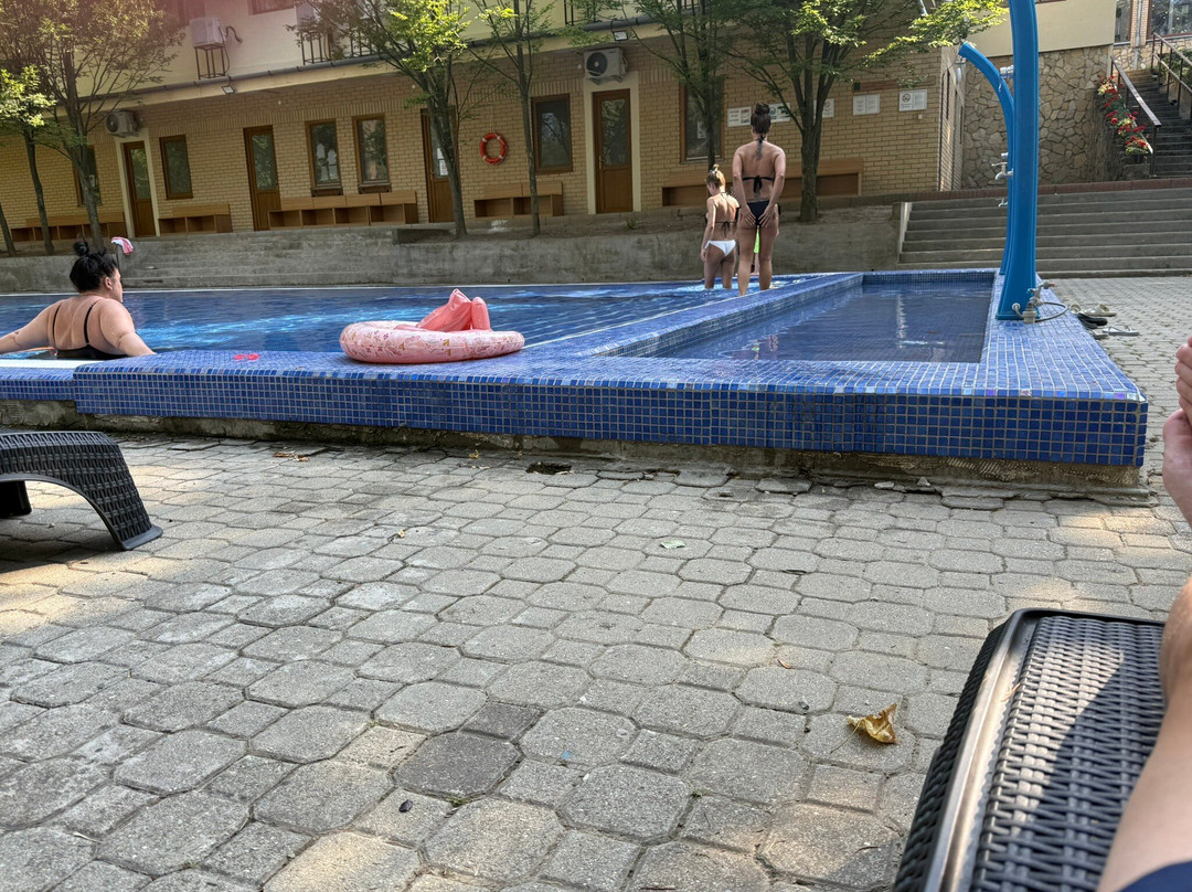 蒂利亚纳酒店主图