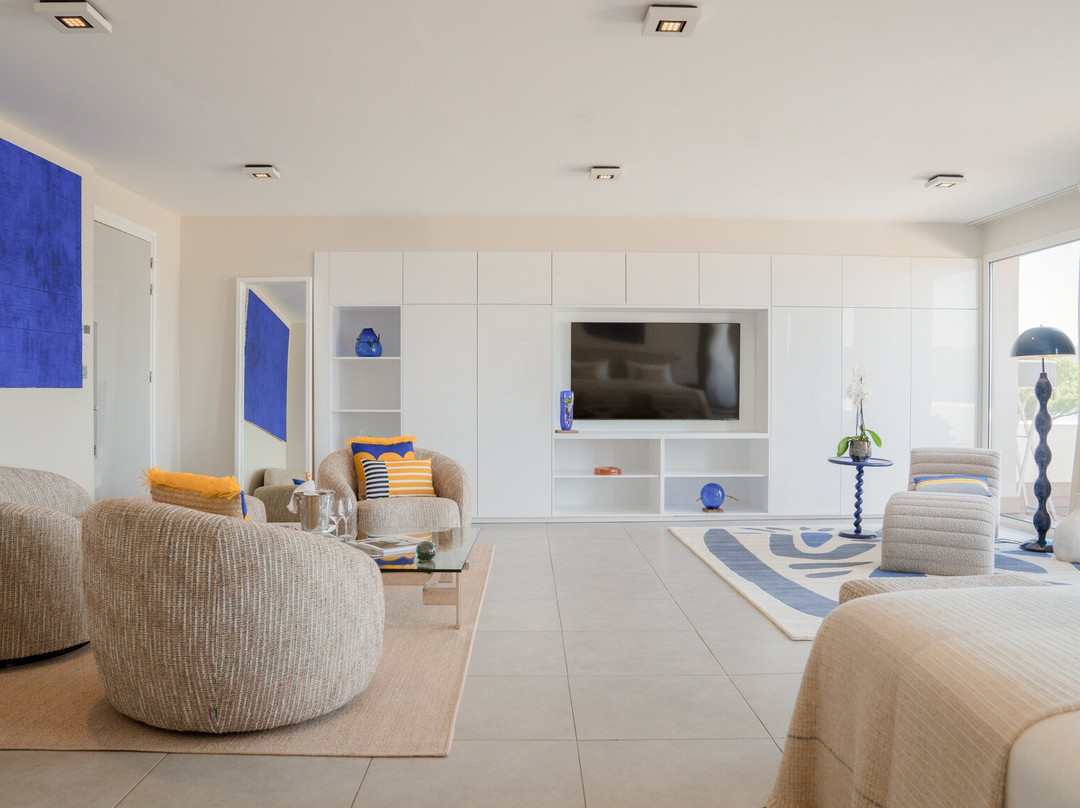 圣特罗佩兹库贝酒店主图