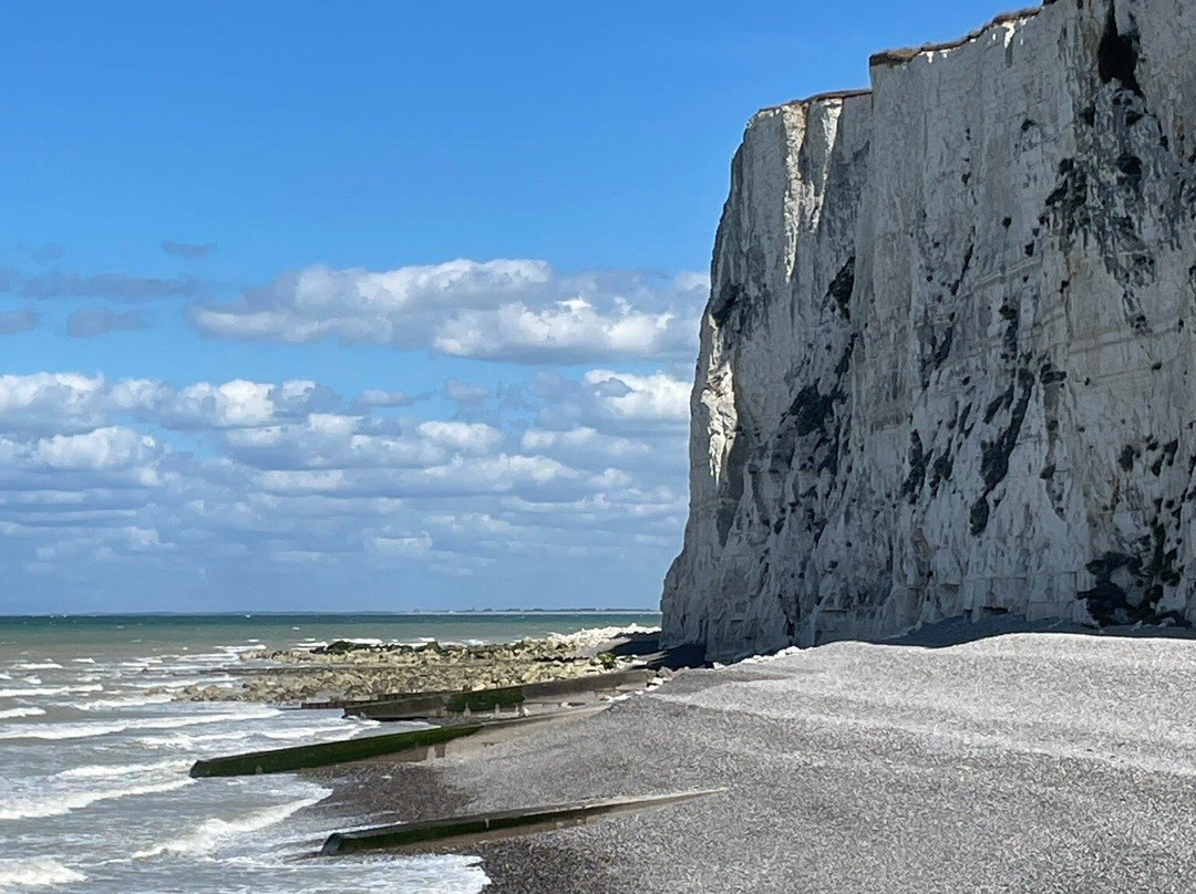 Plage de Mers les Bains-梅尔莱班必去景点