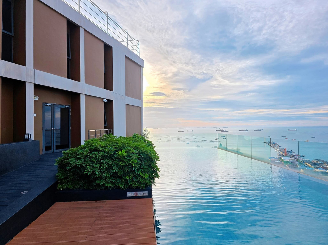 Somerset Harbourview Sri Racha主图