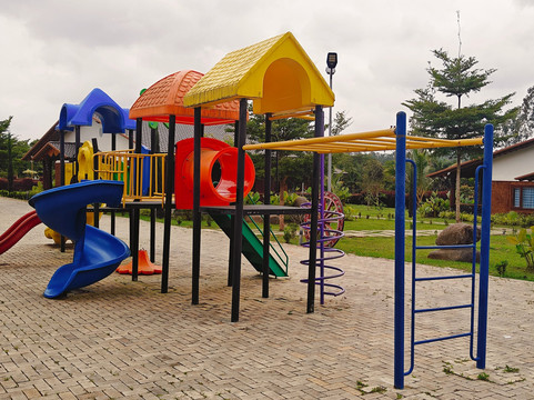 Vintage Trails By Ilara