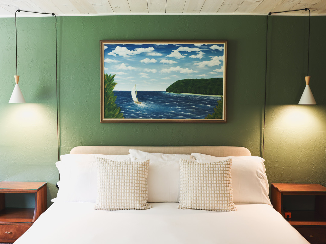 Ellison Bay酒店住宿-The Ellison Inn & Lounge