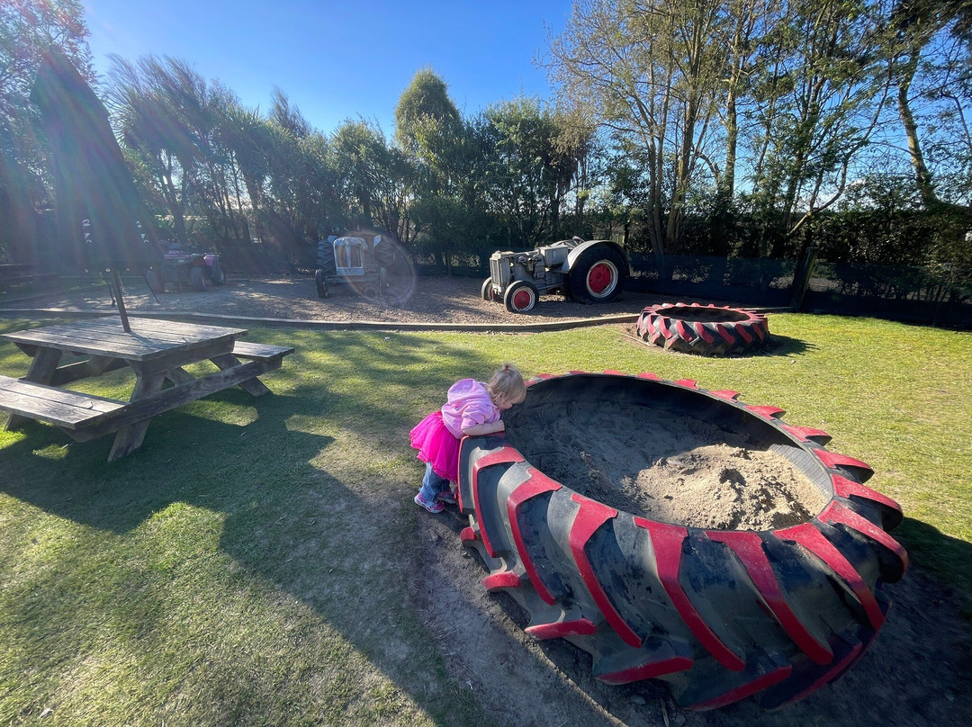 Arion Farm Education Park-基督城必去景点
