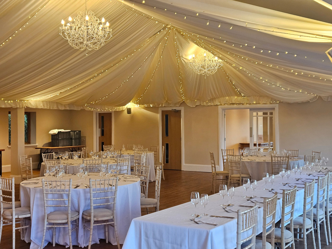 Tredudwell Manor主图