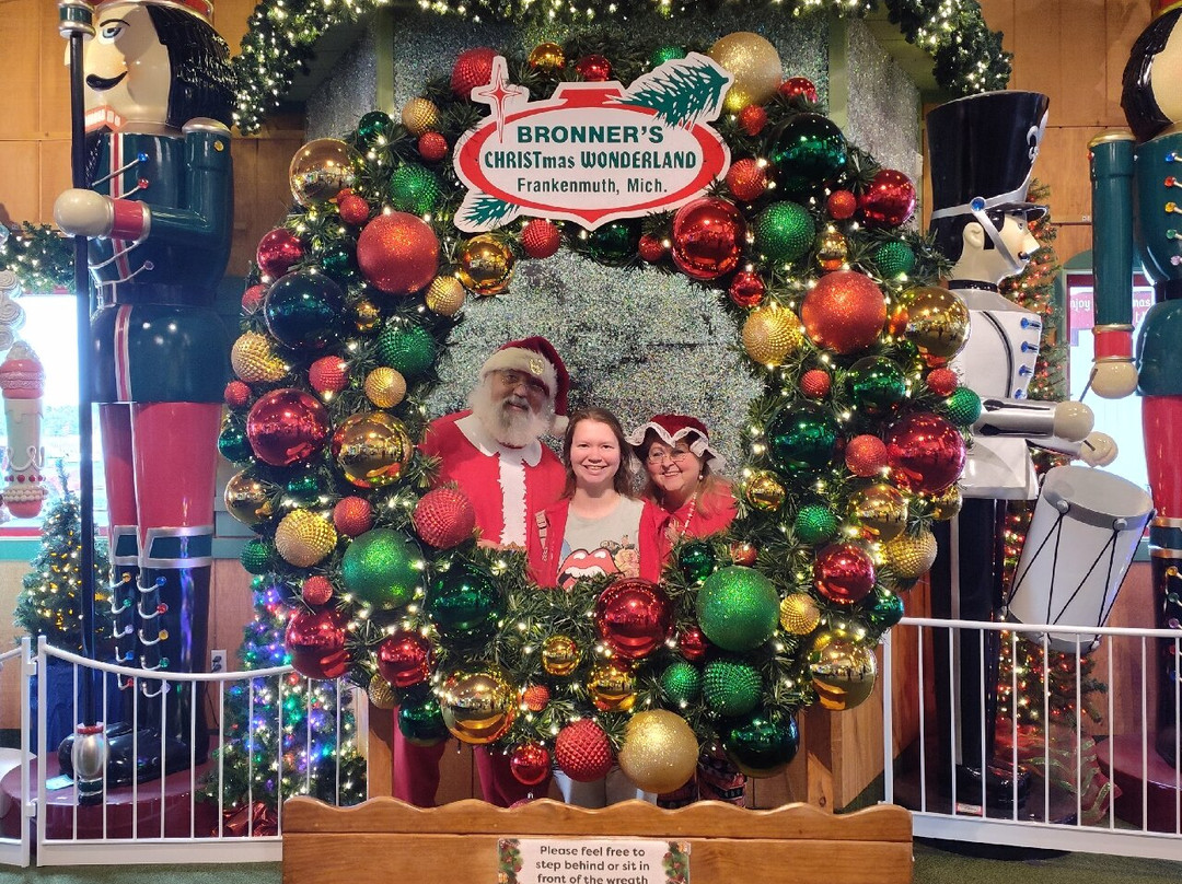 Bronner's Christmas Wonderland-弗兰肯默斯必去景点
