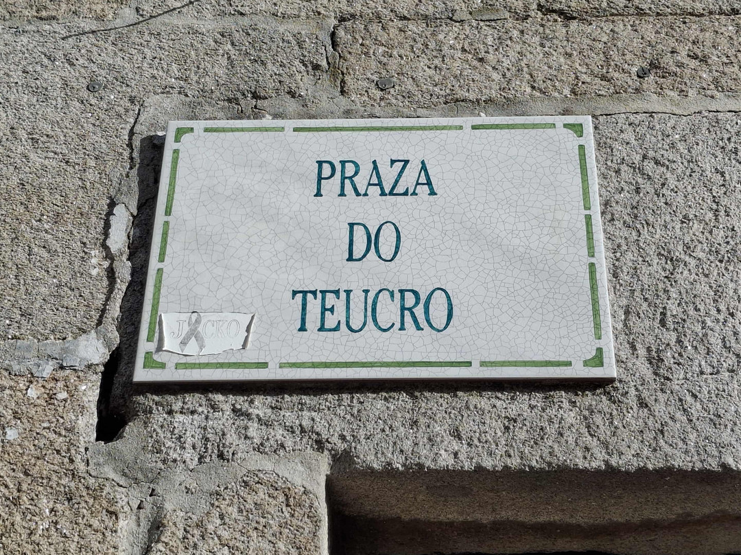 Plaza de Teucro-邦特韦德拉必去景点