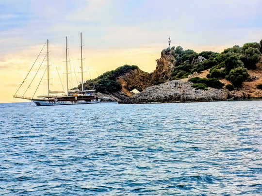 Villa Duran Boat Trips-达利安必去景点