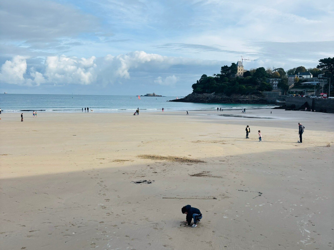 Plage de l'Écluse-迪纳尔必去景点